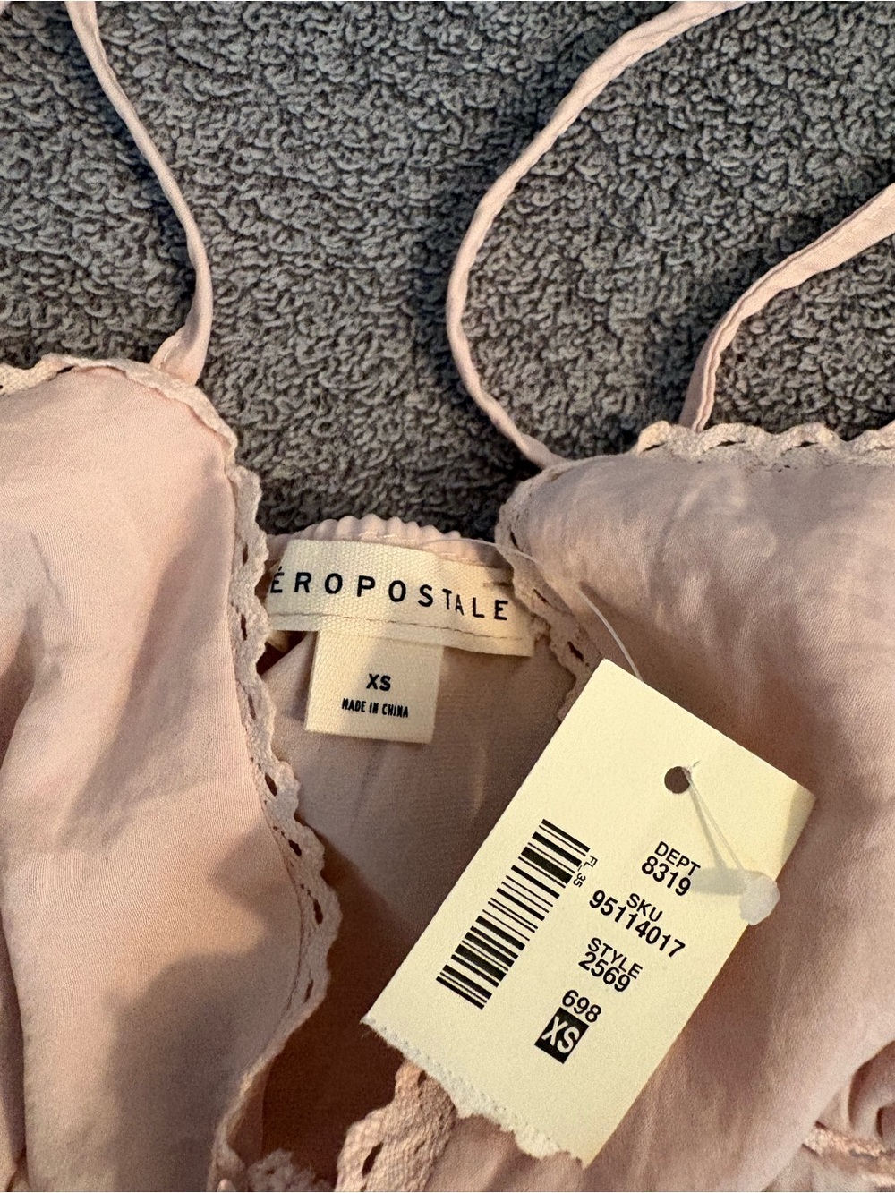 NWT Aeropostale Satin Sweetheart Cami Light Pink Lace Trim XS - Picture 4 of 6
